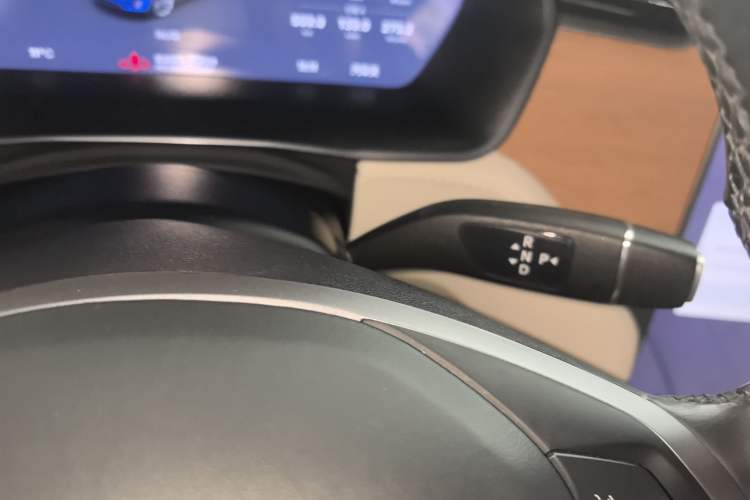 Used Tesla Model X 2020 Performance High-Performance Edition Gear Lever