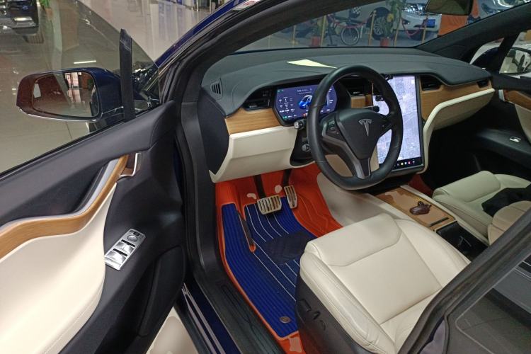 Used Tesla Model X 2020 Performance High-Performance Edition Interior 3