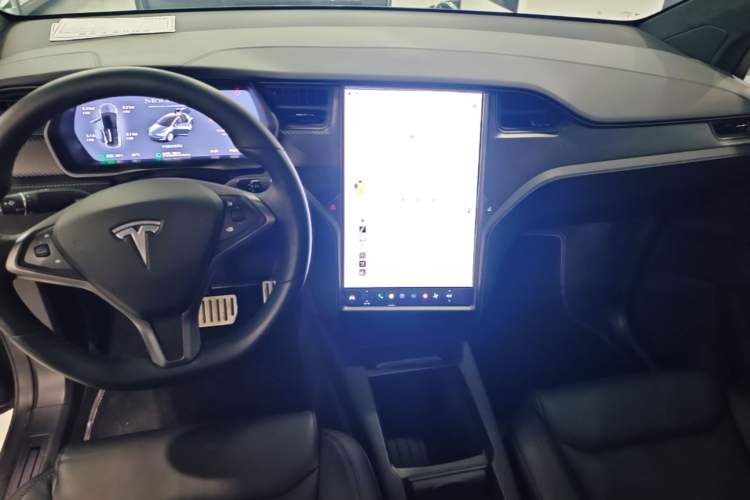Used Tesla Model X 2020 Performance High-Performance Edition Center Console