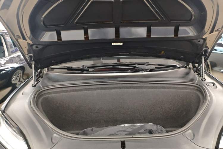 Used Tesla Model X 2020 Long-Range Upgrade Version Engine Bay