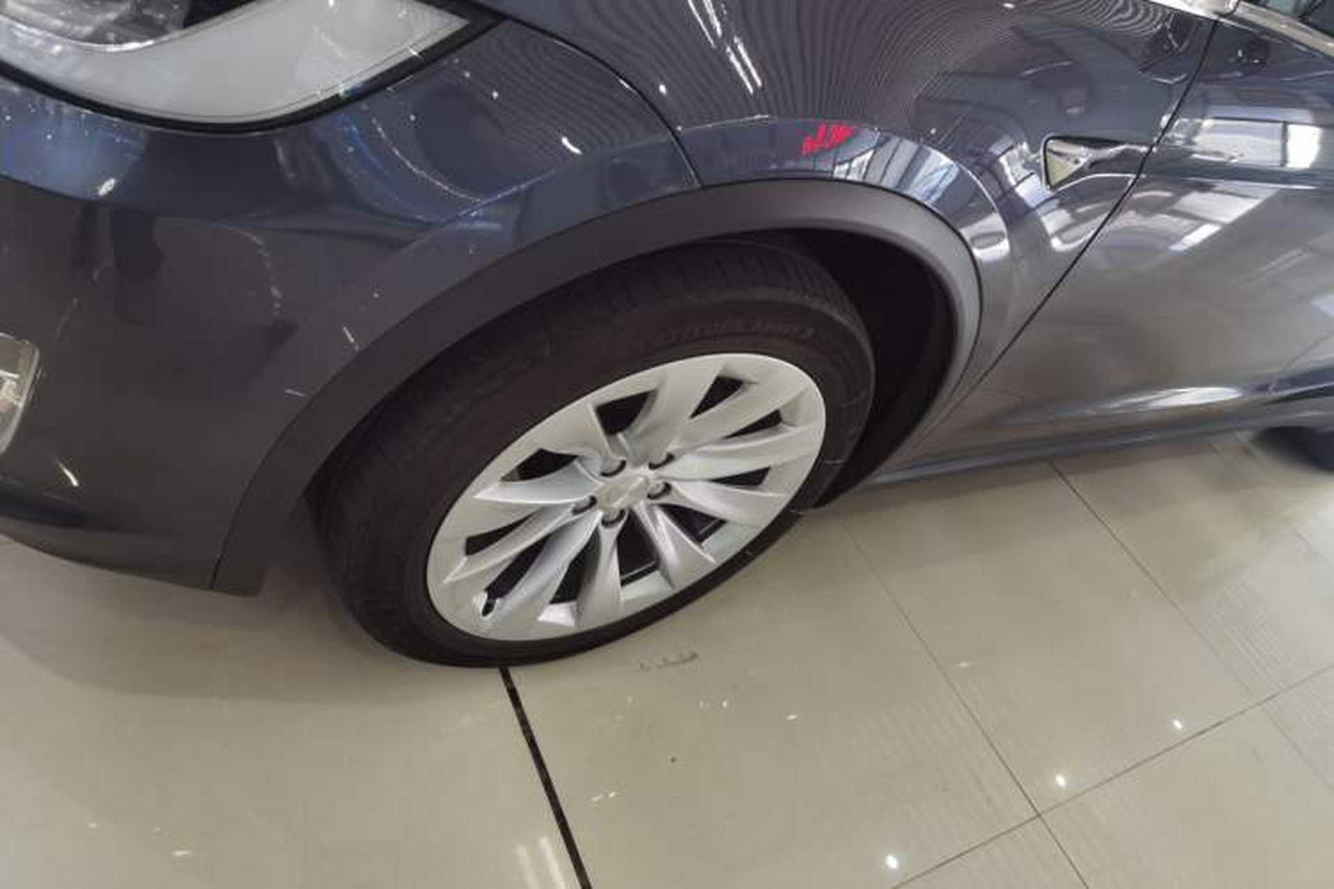 Used Tesla Model X 2020 Long-Range Upgrade Version Exterior 3