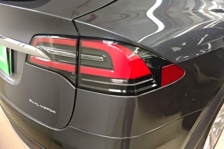 Used Tesla Model X 2020 Long-Range Upgrade Version Exterior 6