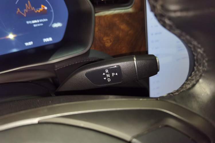 Used Tesla Model X 2020 Long-Range Upgrade Version Gear Lever