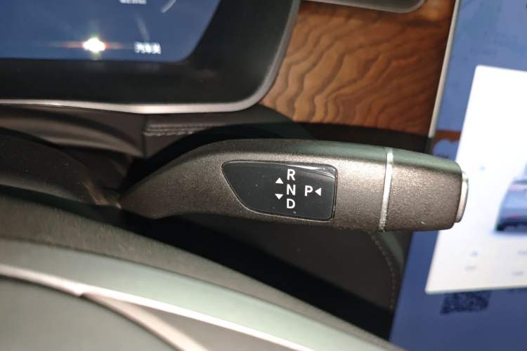 Used Tesla Model X 2020 Long-Range Upgrade Version Gear Lever
