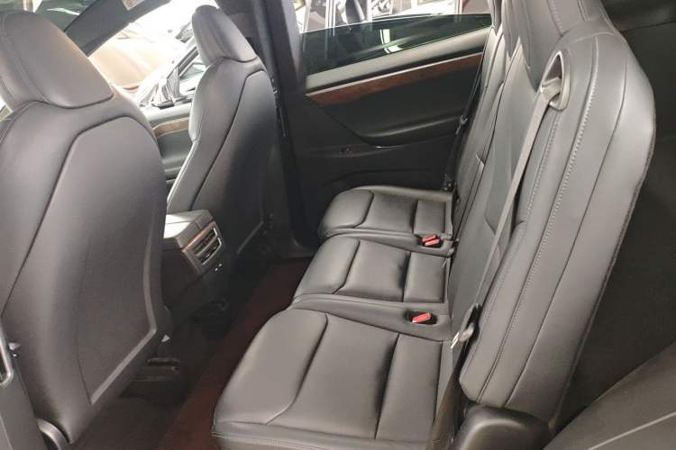 Used Tesla Model X 2020 Long-Range Upgrade Version Interior 4