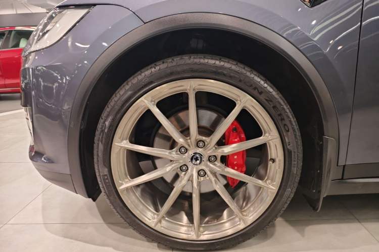 Used Tesla Model X 2020 Performance High-Performance Edition Left Front Wheel Hub