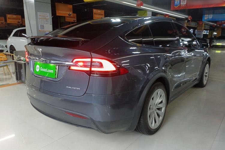 Used Tesla Model X 2020 Long-Range Upgrade Version Rear Right 45 Deg