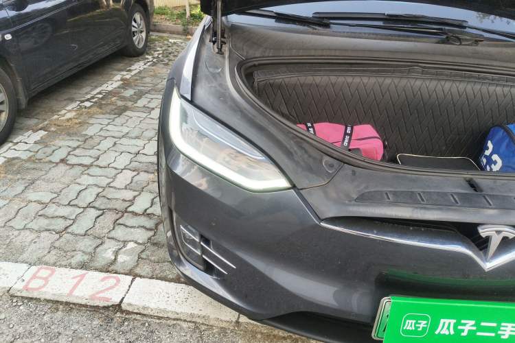 Used Tesla Model X 2020 Long-Range Upgrade Version Right Front Headlight
