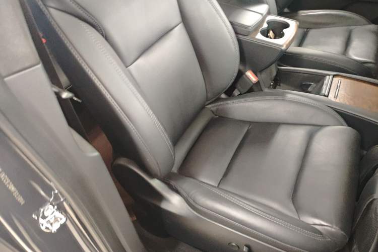 Used Tesla Model X 2020 Long-Range Upgrade Version Right Front Seat