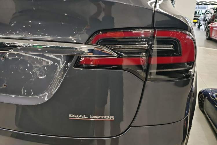 Used Tesla Model X 2020 Performance High-Performance Edition Right Rear Taillight