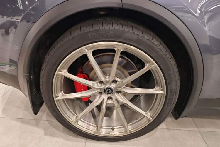 Used Tesla Model X 2020 Performance High-Performance Edition Right Rear Wheel Hub