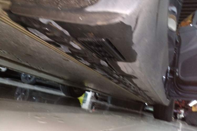 Used Tesla Model X 2020 Long-Range Upgrade Version Right Side Sill