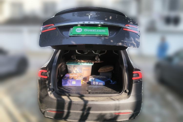 Used Tesla Model X 2020 Long-Range Upgrade Version Trunk