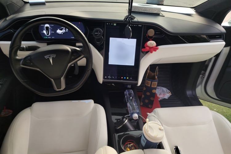 Used Tesla Model X 2020 Long-Range Upgrade Version Center Console