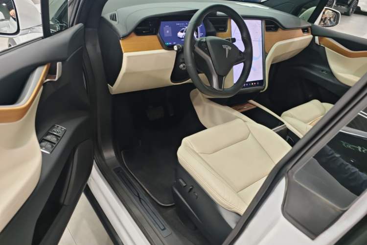 Used Tesla Model X 2020 Long-Range Upgrade Version Driver Seat