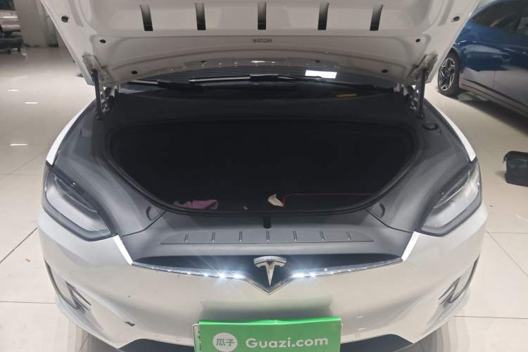 Used Tesla Model X 2020 Long-Range Upgrade Version Engine Bay