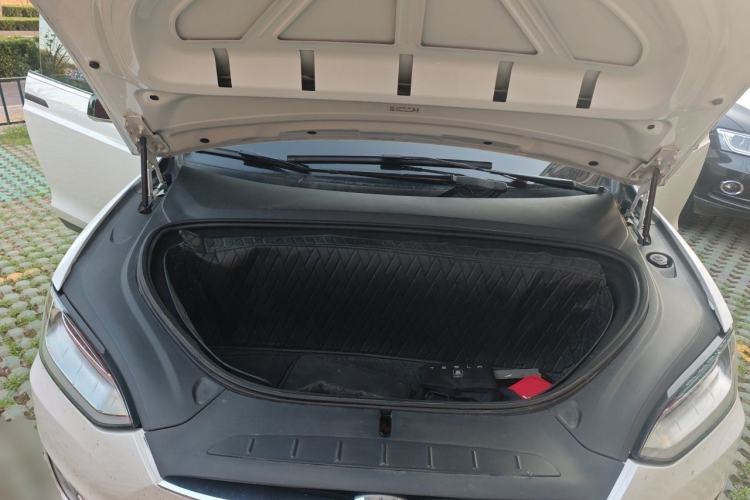 Used Tesla Model X 2020 Long-Range Upgrade Version Engine Bay