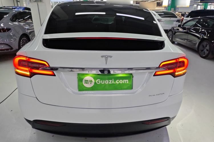 Used Tesla Model X 2020 Long-Range Upgrade Version Exterior 4