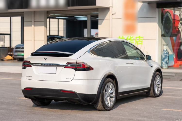 Used Tesla Model X 2020 Long-Range Upgrade Version Exterior 4