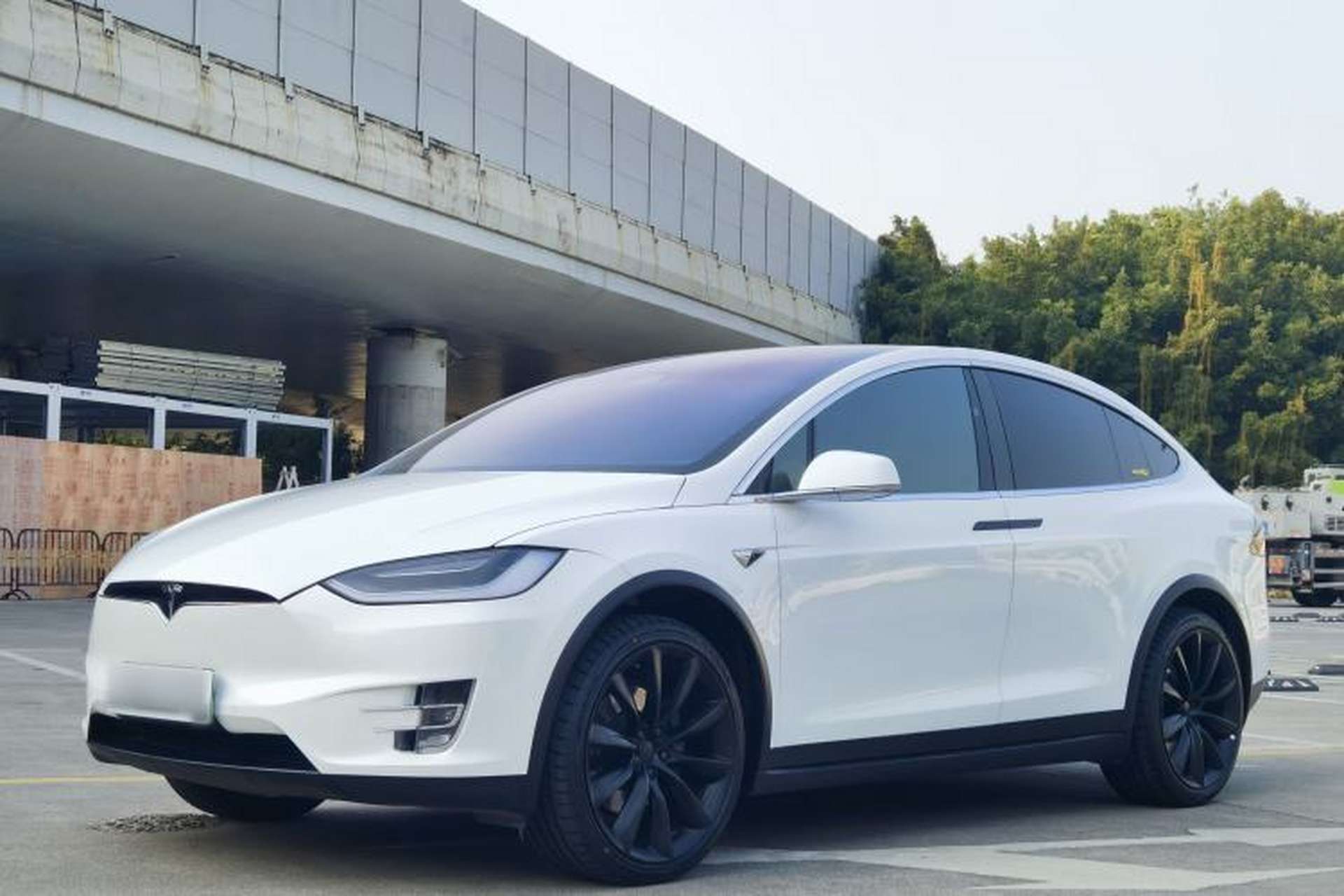 Used Tesla Model X 2020 Long-Range Upgrade Version Exterior 5