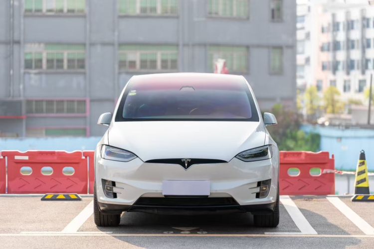 Used Tesla Model X 2020 Long-Range Upgrade Version Exterior 7