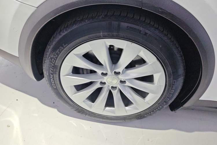Used Tesla Model X 2020 Long-Range Upgrade Version Exterior 8
