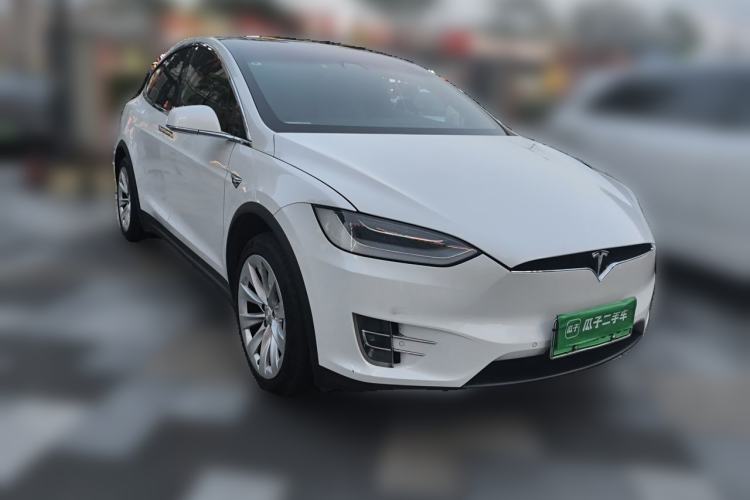 Used Tesla Model X 2020 Long-Range Upgrade Version Front Right 45 Deg