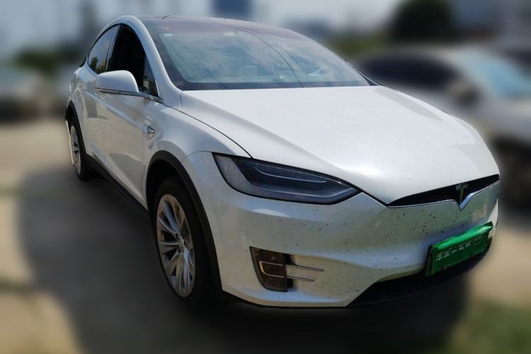 Used Tesla Model X 2020 Long-Range Upgrade Version Front Right 45 Deg