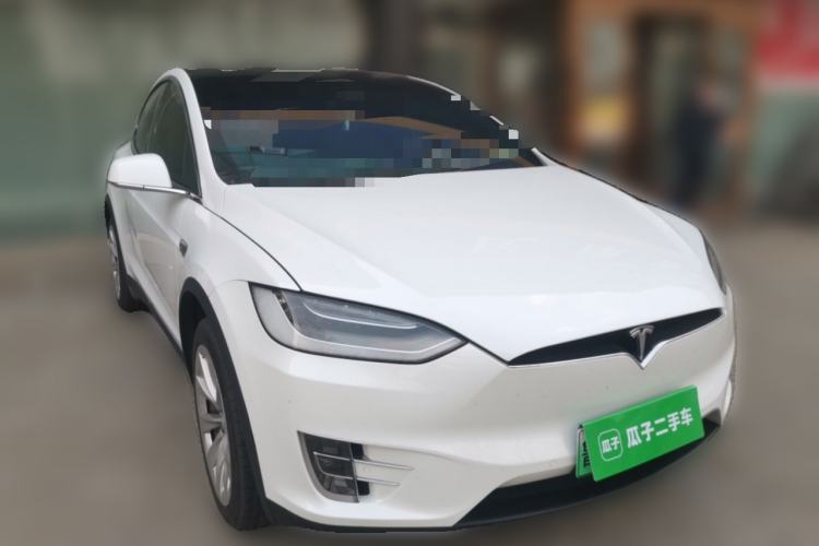 Used Tesla Model X 2020 Long-Range Upgrade Version Front Right 45 Deg