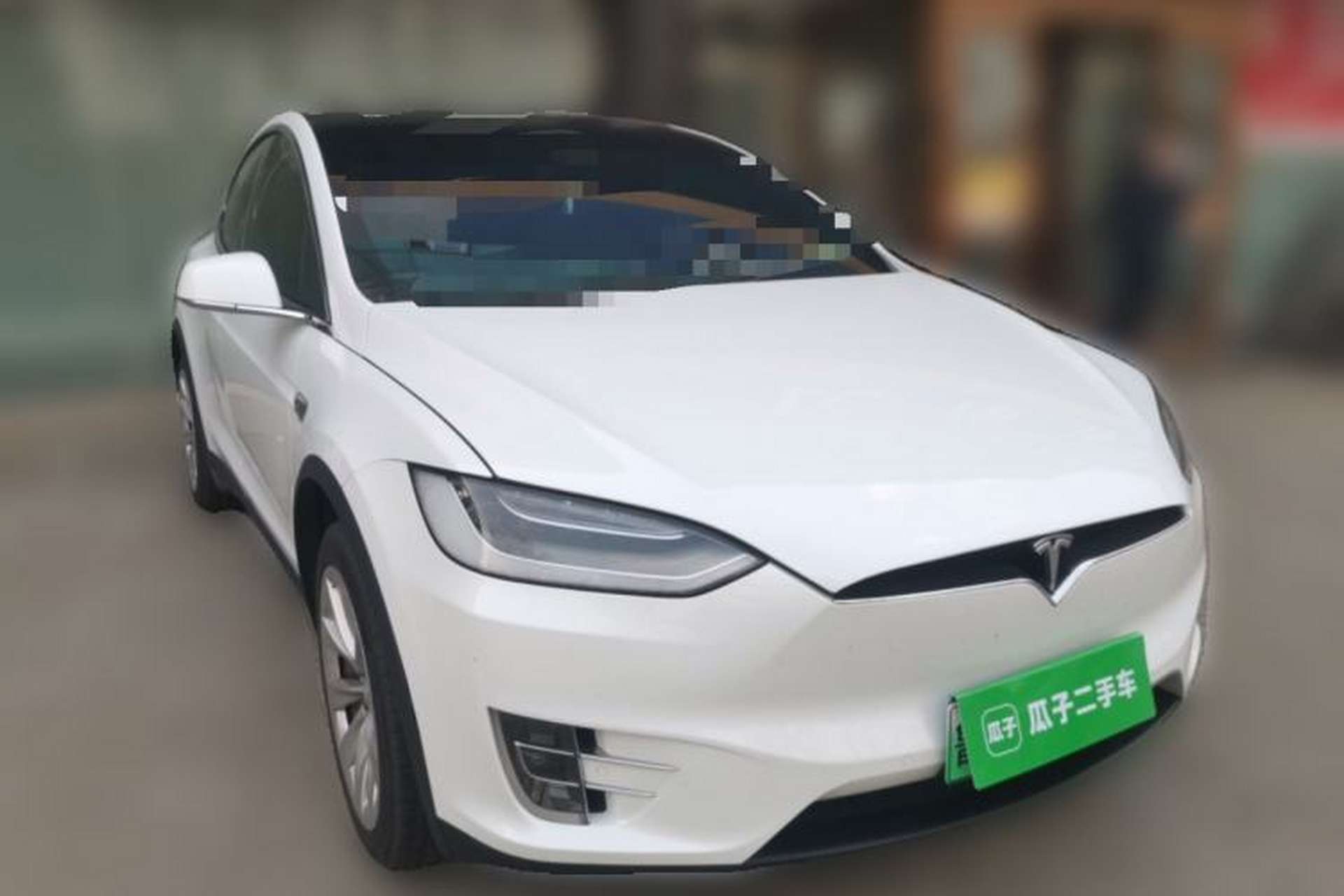 Used Tesla Model X 2020 Long-Range Upgrade Version Front Right 45 Deg
