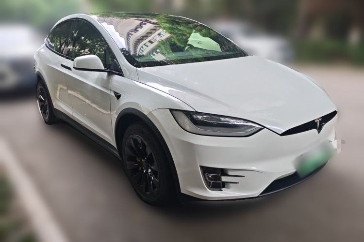 Used Tesla Model X 2020 Long-Range Upgrade Version Front Right 45 Deg