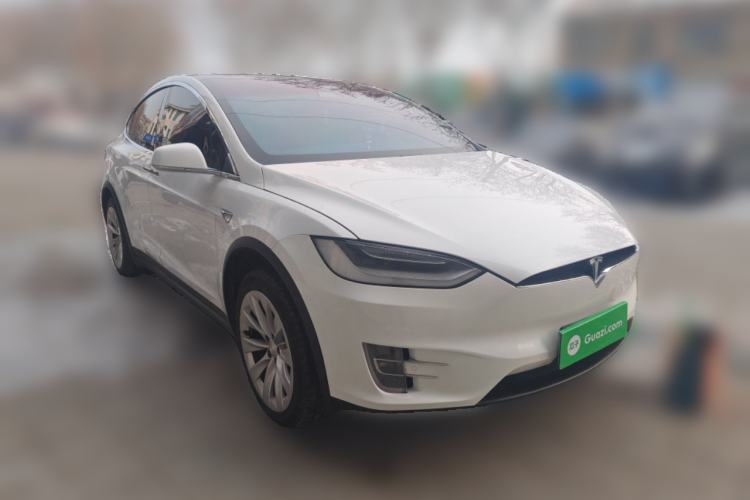Used Tesla Model X 2020 Long-Range Upgrade Version Front Right 45 Deg