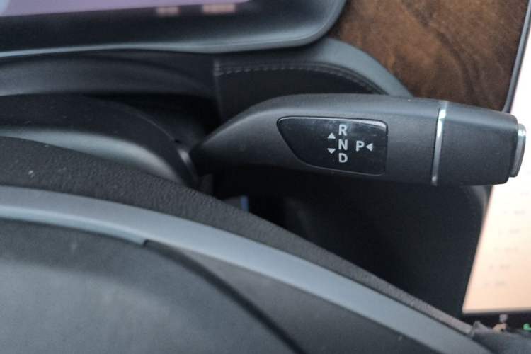 Used Tesla Model X 2020 Long-Range Upgrade Version Gear Lever