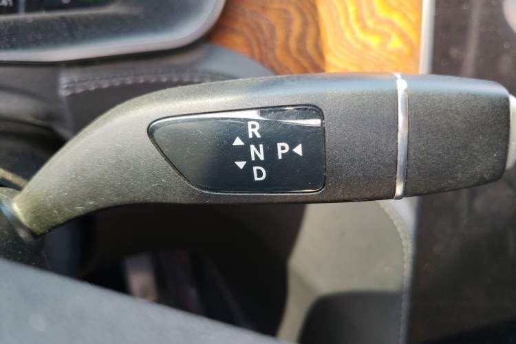 Used Tesla Model X 2020 Long-Range Upgrade Version Gear Lever