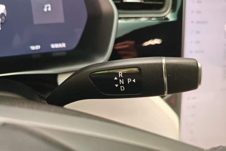 Used Tesla Model X 2020 Long-Range Upgrade Version Gear Lever