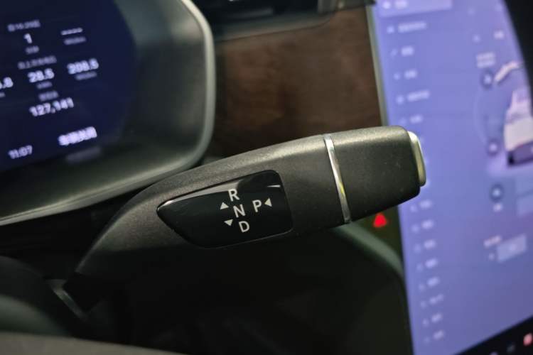 Used Tesla Model X 2020 Long-Range Upgrade Version Gear Lever
