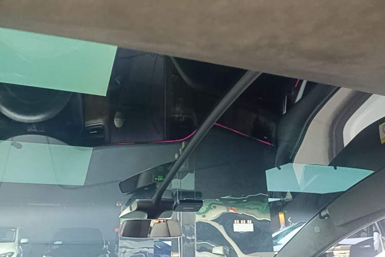 Used Tesla Model X 2020 Long-Range Upgrade Version Headliner