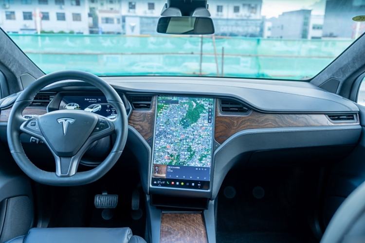 Used Tesla Model X 2020 Long-Range Upgrade Version Interior 4