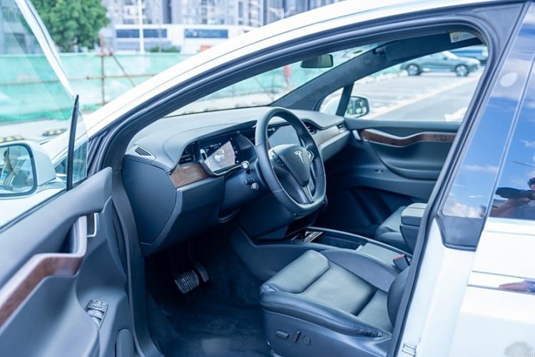 Used Tesla Model X 2020 Long-Range Upgrade Version Interior 6