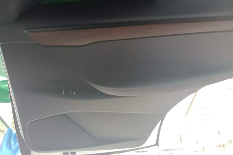 Used Tesla Model X 2020 Long-Range Upgrade Version Interior 6