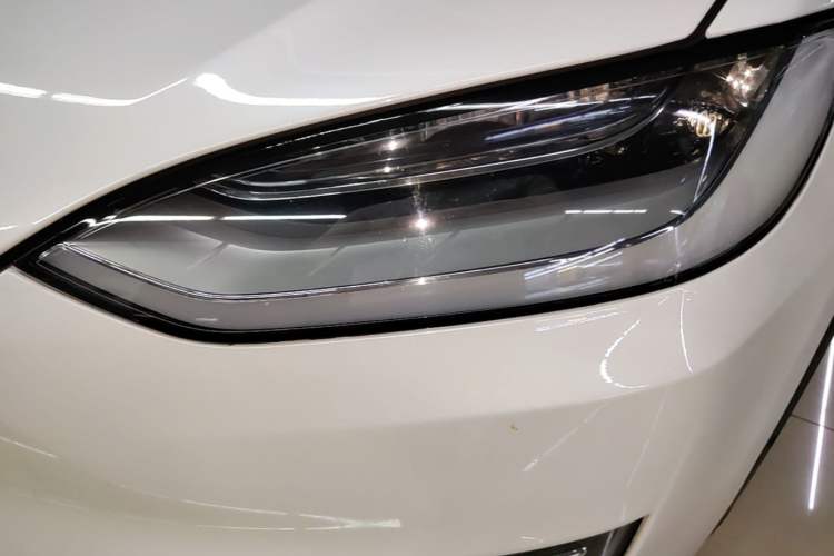 Used Tesla Model X 2020 Long-Range Upgrade Version Left Front Headlight