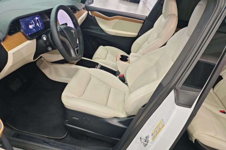 Used Tesla Model X 2020 Long-Range Upgrade Version Left Front Seat