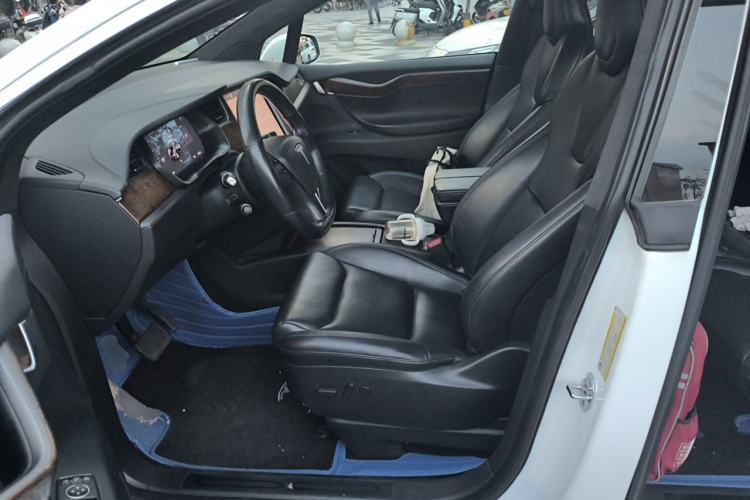 Used Tesla Model X 2020 Long-Range Upgrade Version Left Front Seat