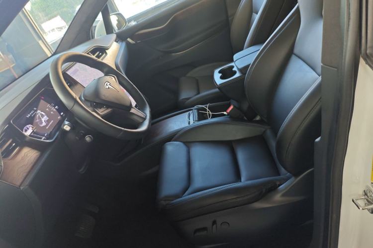 Used Tesla Model X 2020 Long-Range Upgrade Version Left Front Seat