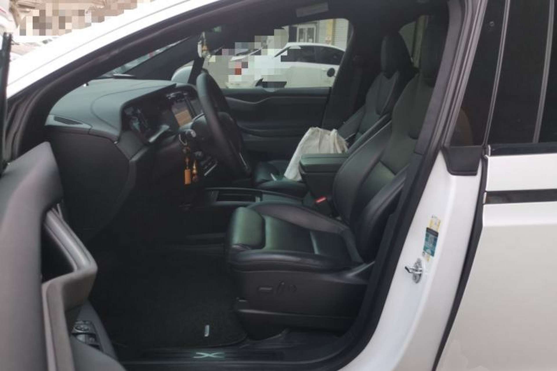 Used Tesla Model X 2020 Long-Range Upgrade Version Left Front Seat