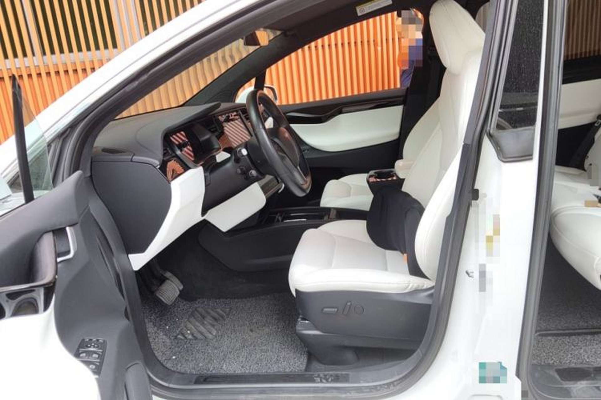 Used Tesla Model X 2020 Long-Range Upgrade Version Left Front Seat