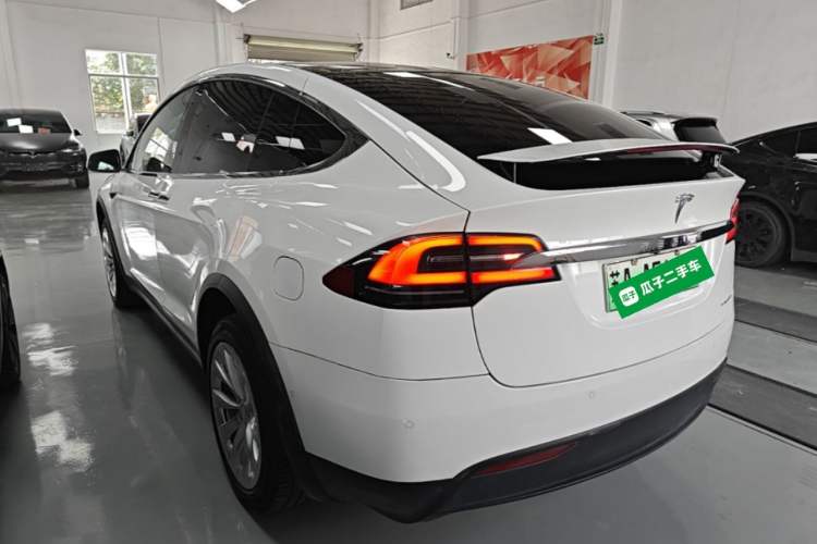 Used Tesla Model X 2020 Long-Range Upgrade Version Rear Left 45 Deg