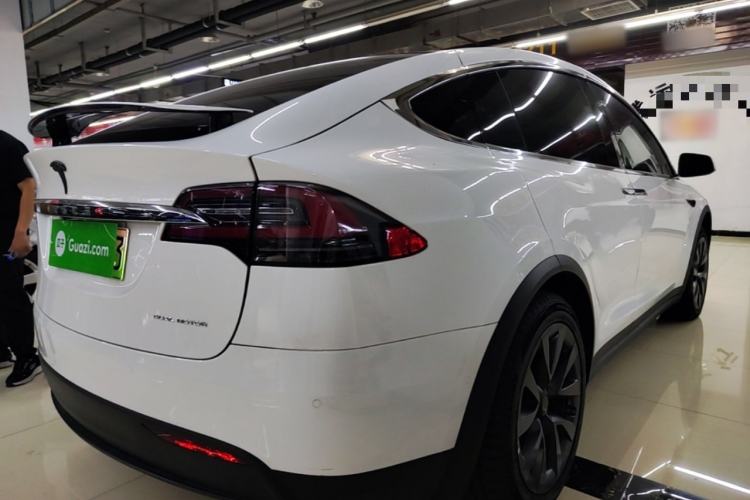 Used Tesla Model X 2020 Long-Range Upgrade Version Rear Right 45 Deg
