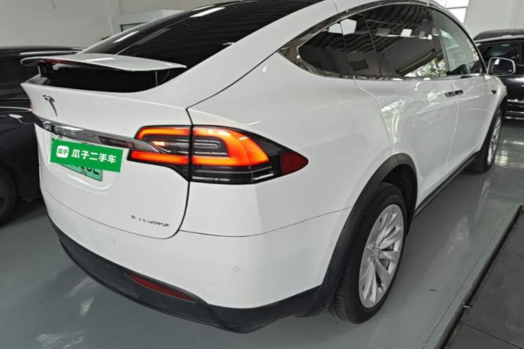 Used Tesla Model X 2020 Long-Range Upgrade Version Rear Right 45 Deg
