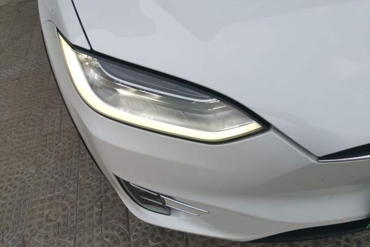 Used Tesla Model X 2020 Long-Range Upgrade Version Right Front Headlight